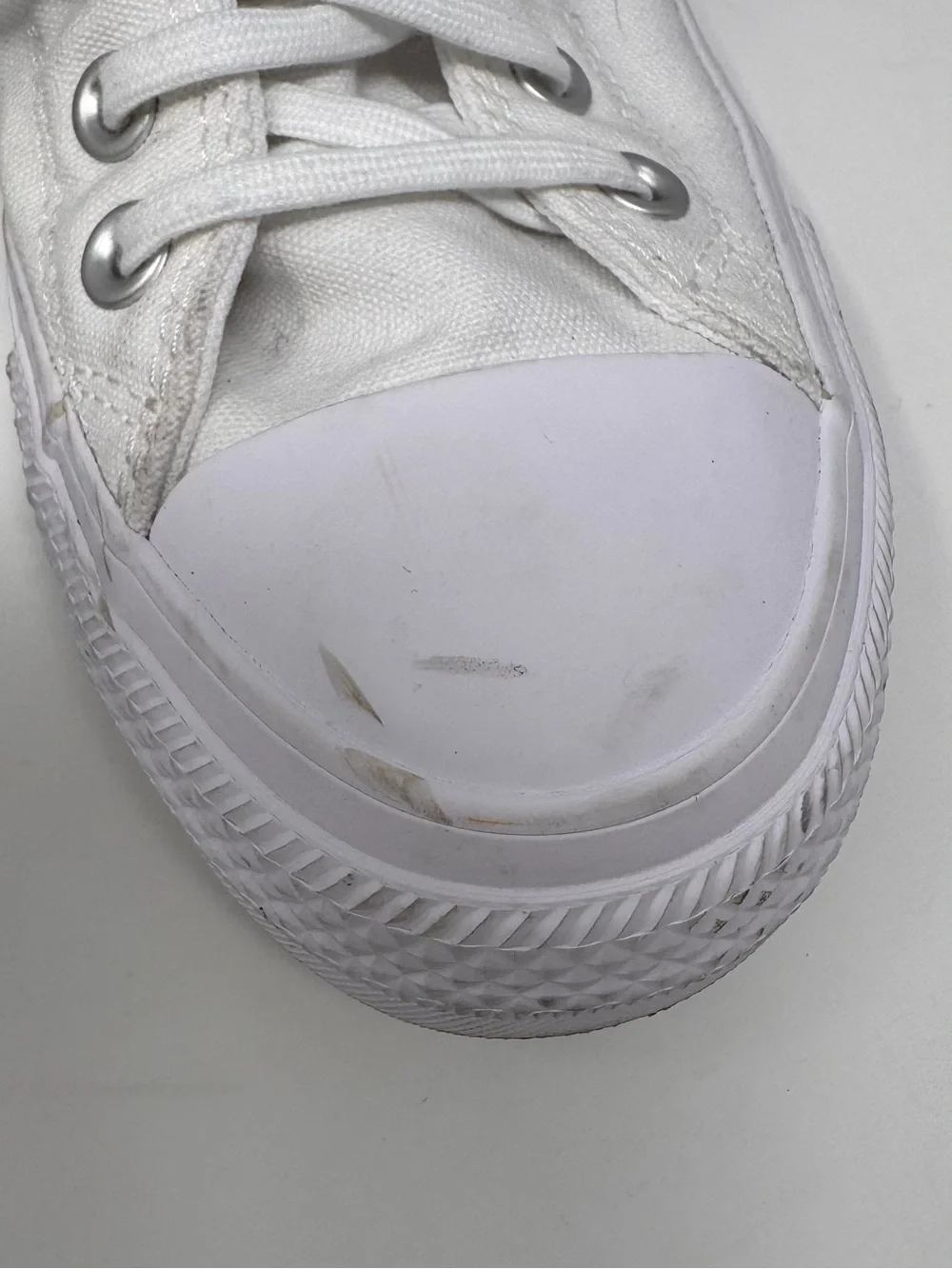 Converse gently used